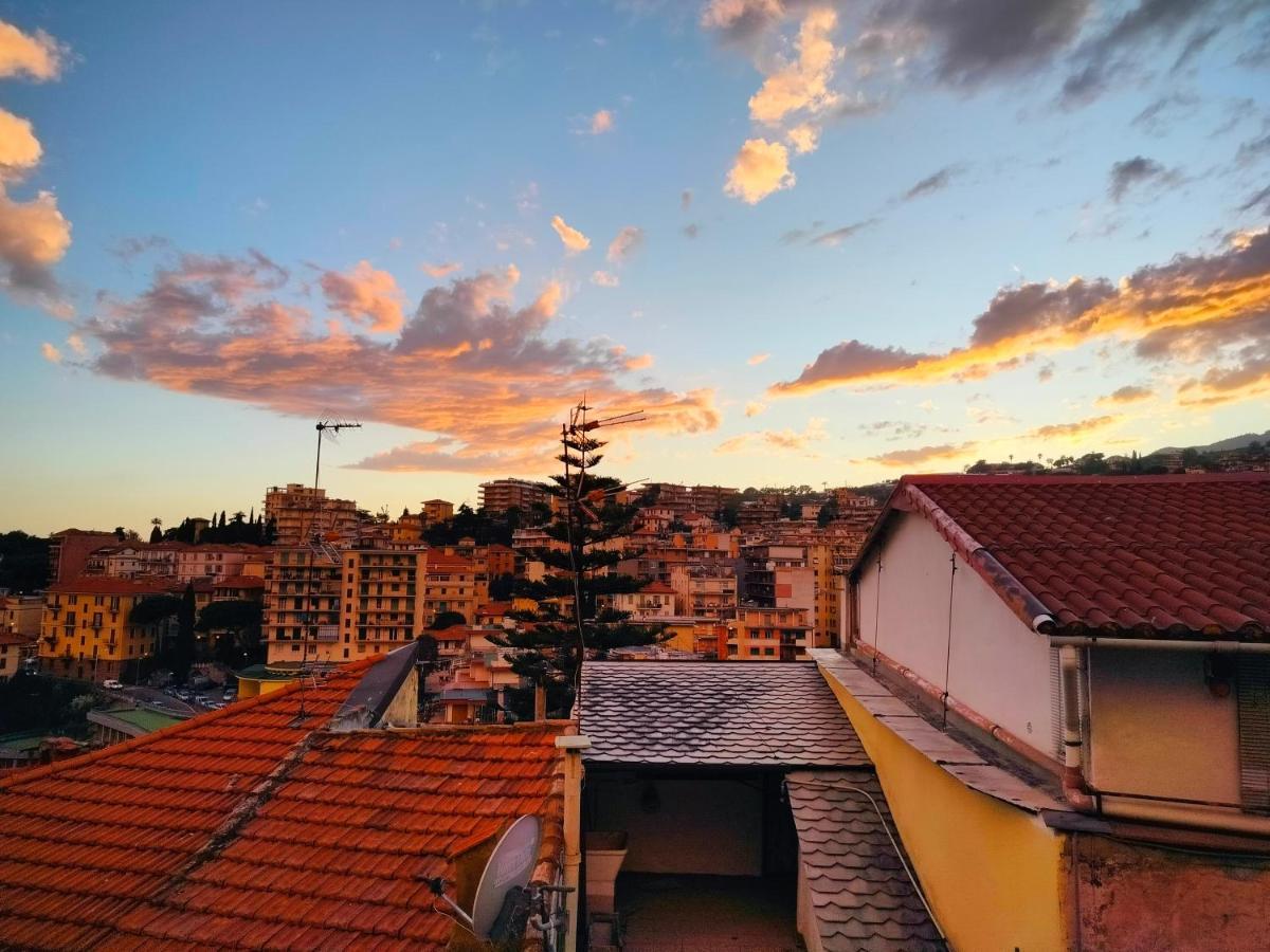 Attico Romantico Con Terrazza Sanremo - Palm Street, 104 - Free Wifi Eksteriør bilde